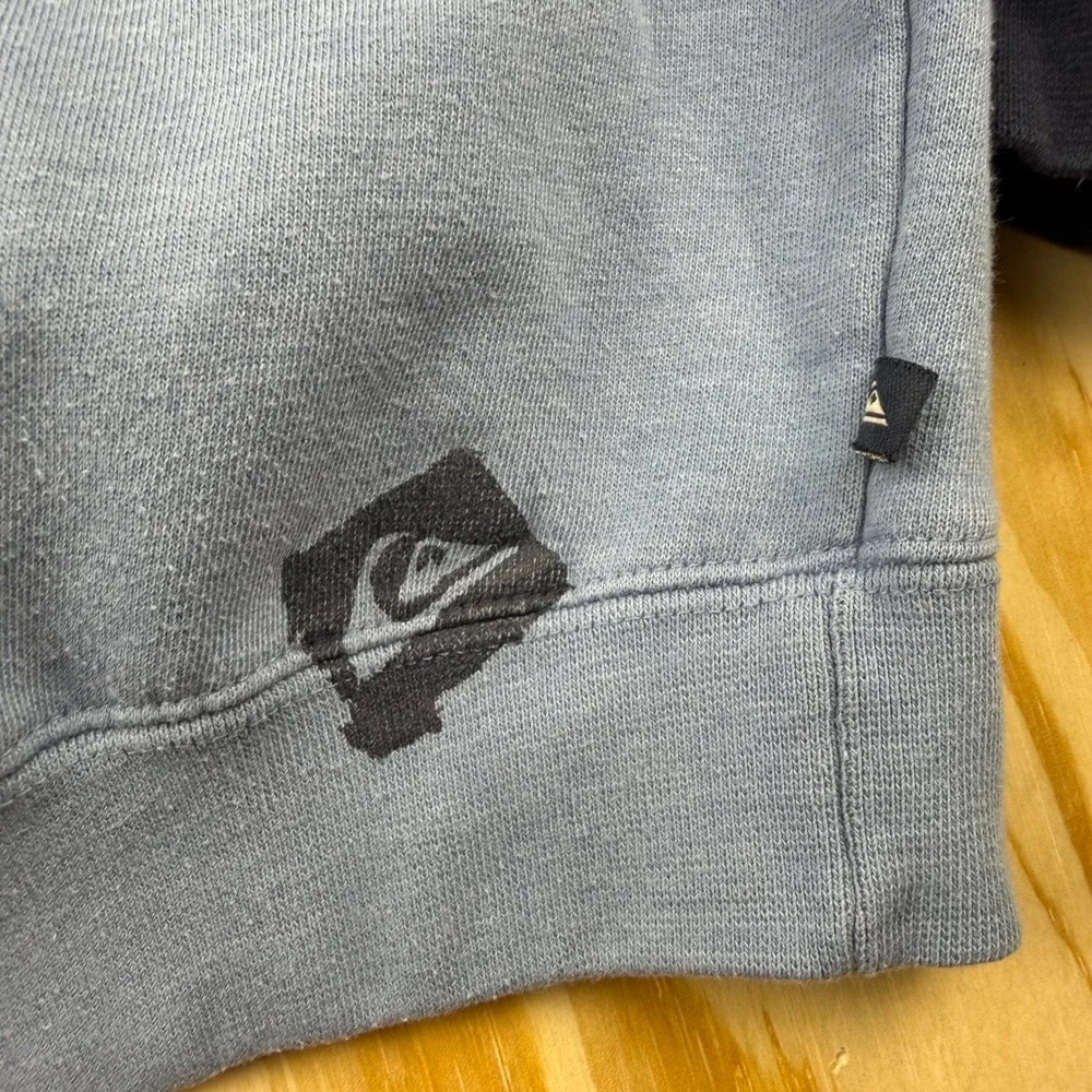 Quicksilver Hoodie 2 tone Vintage Skate Surfwear 90s Y2K Blue size L
